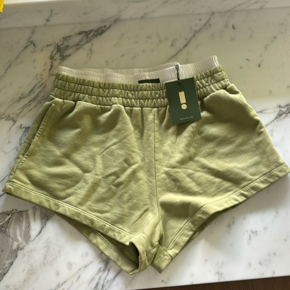 Daily Drills matcha M/L shorts
